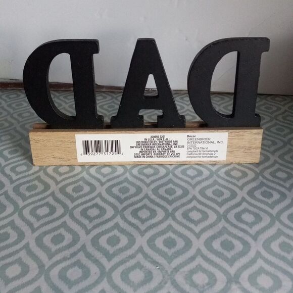 Dad Sign - Picture 2 of 4